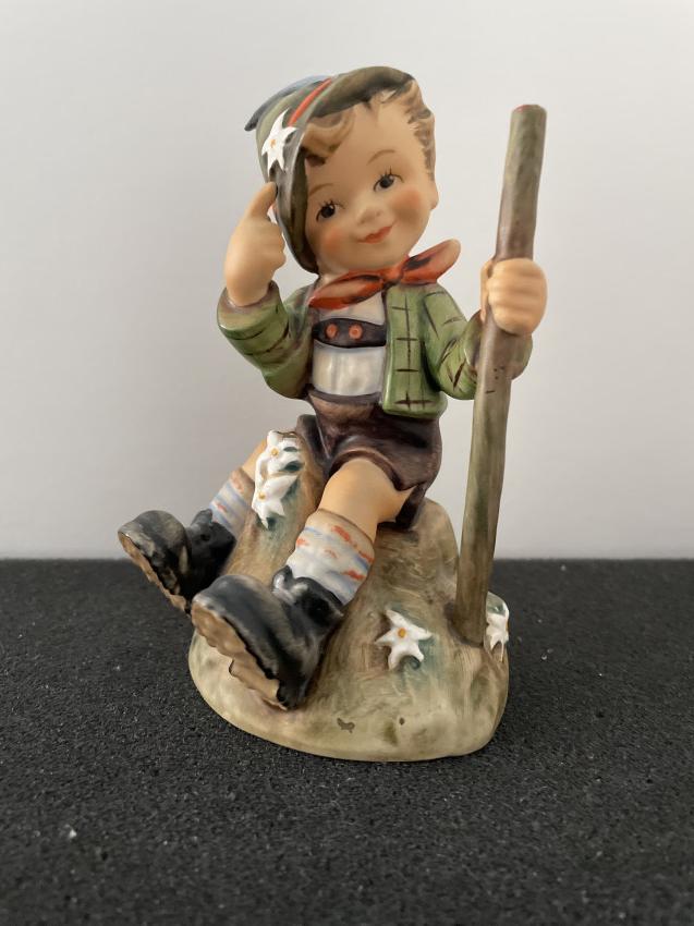 Hummel beeldje 315 - Montaineer