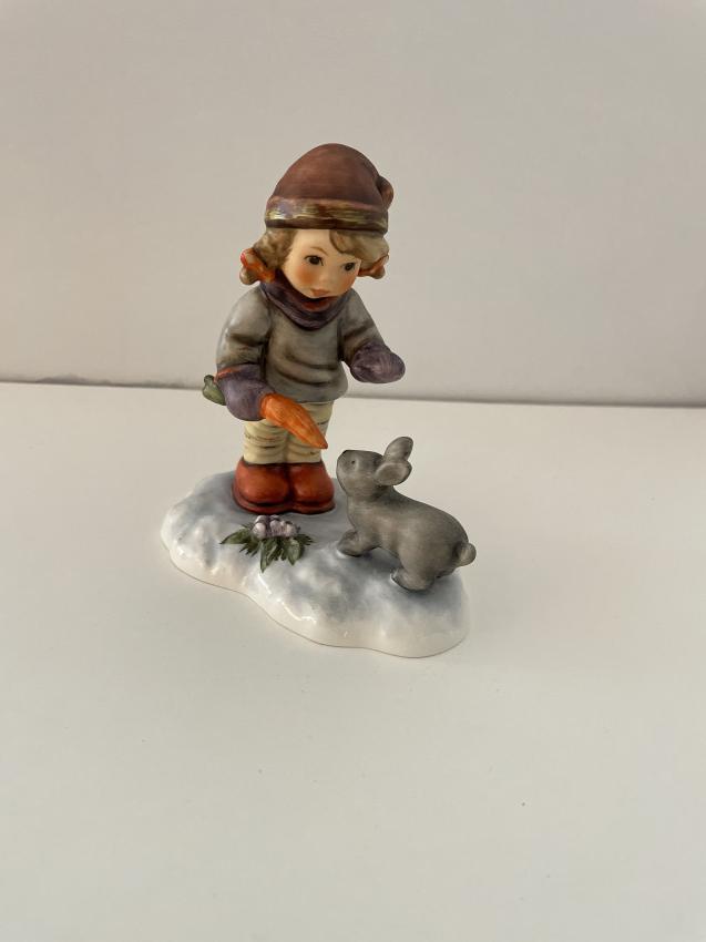Hummel beeldje 2066 - Peaceful offering