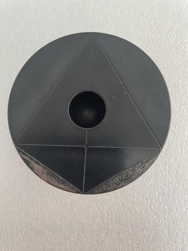 Keramiek kunstwerk: potsculptuur