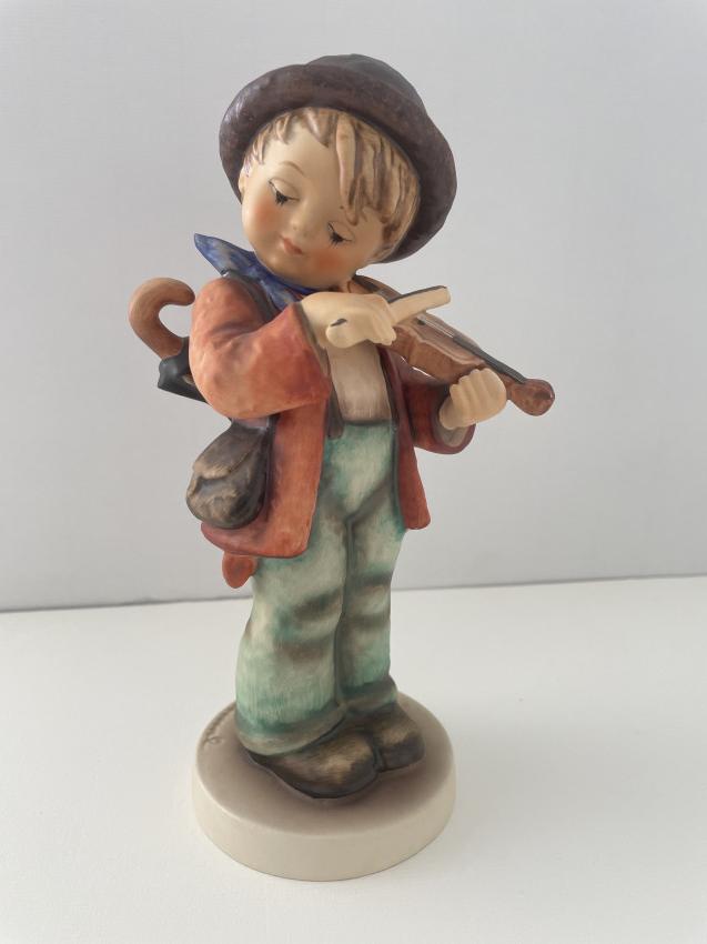 Hummel beeldje 2 I - Little fiddler