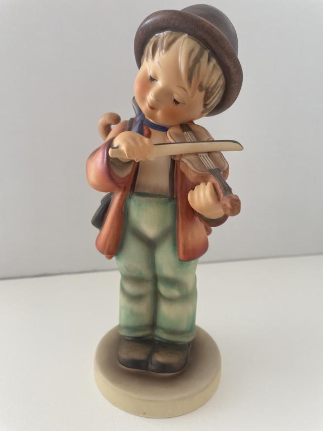 Hummel beeldje 2 I - Little fiddler