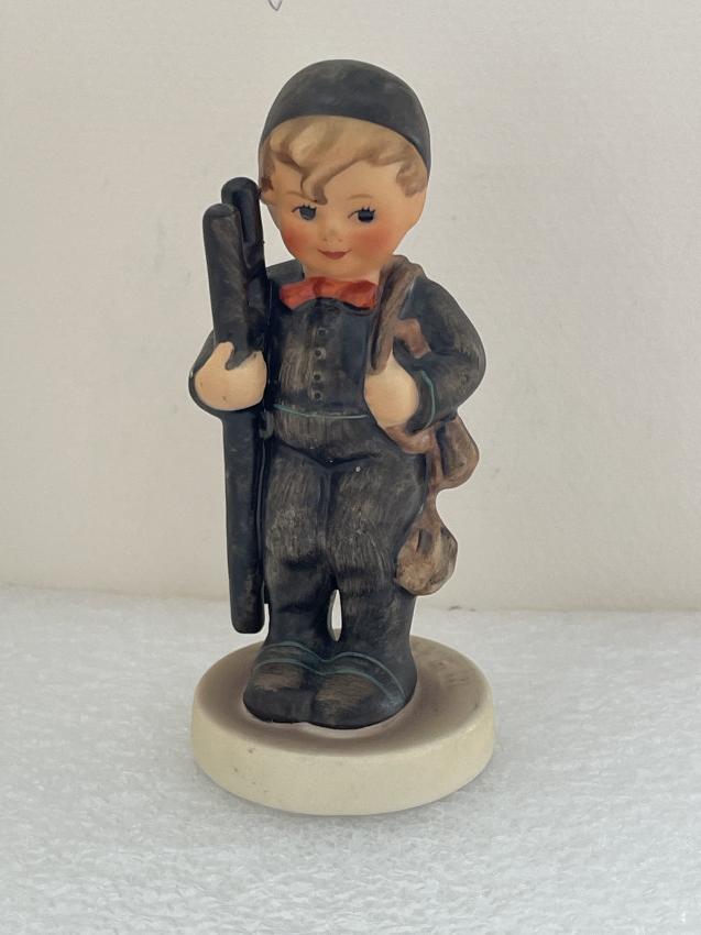 Hummel beeldje 12 2/0