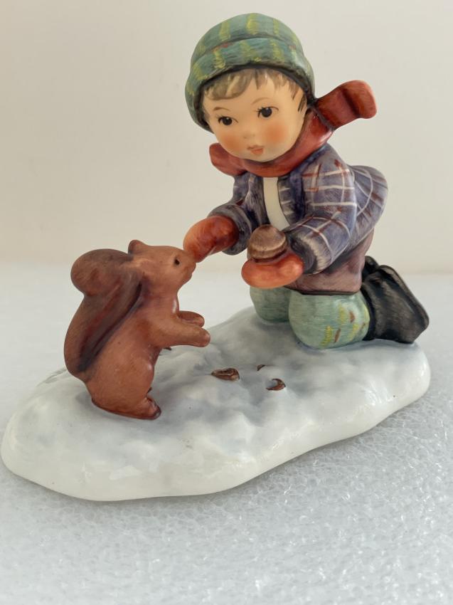 Hummel beeldje 2053 - Playful pals