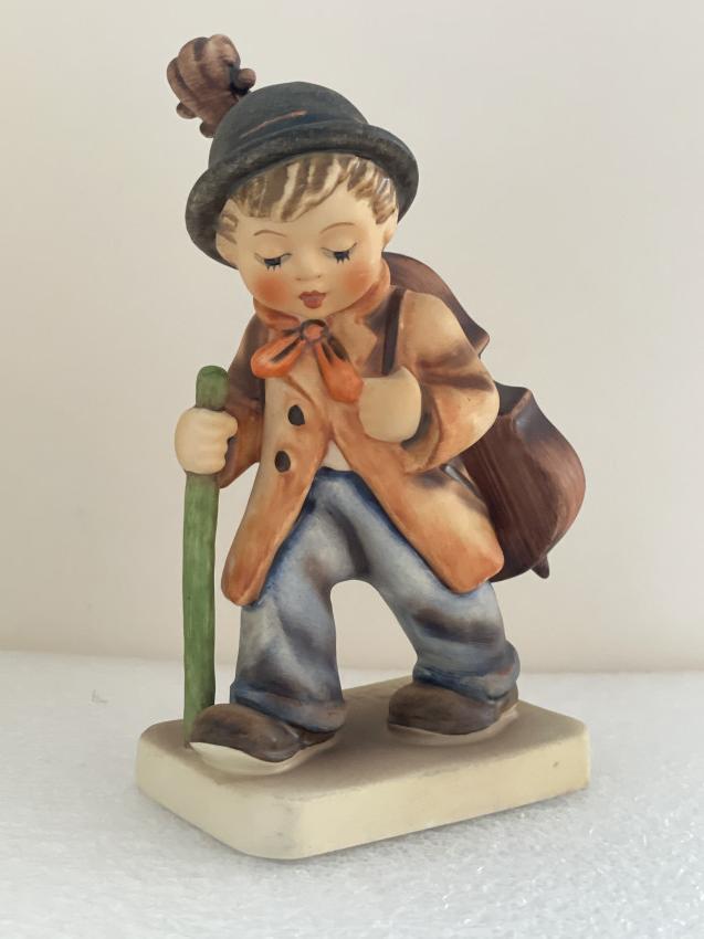 Hummel beeldje 89 I - Little cellist