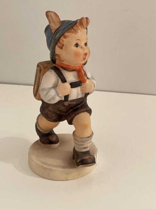 Hummel beeldje 82 2/0