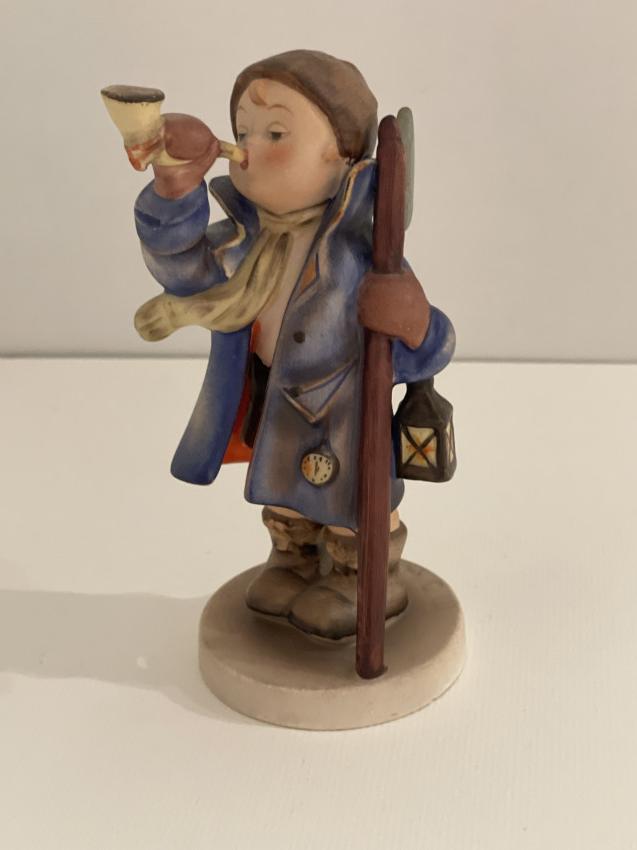 Hummel beeldje 15 0 - Hear Ye, hear ye