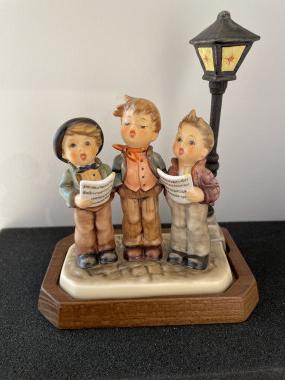 757 - Tuneful trio