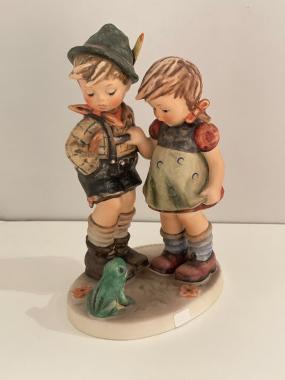 394 - Timid little sister