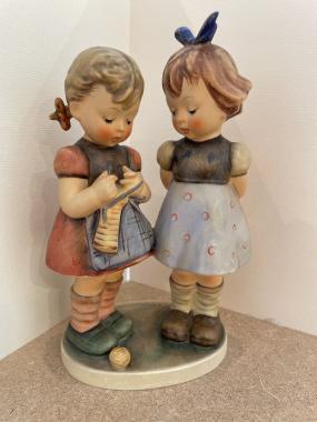 256 - Knitting Lesson