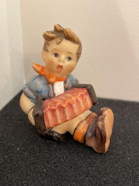 390 - Boy With Accordion