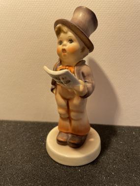 131 - Street singer
