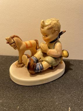 658 - Playful blessing