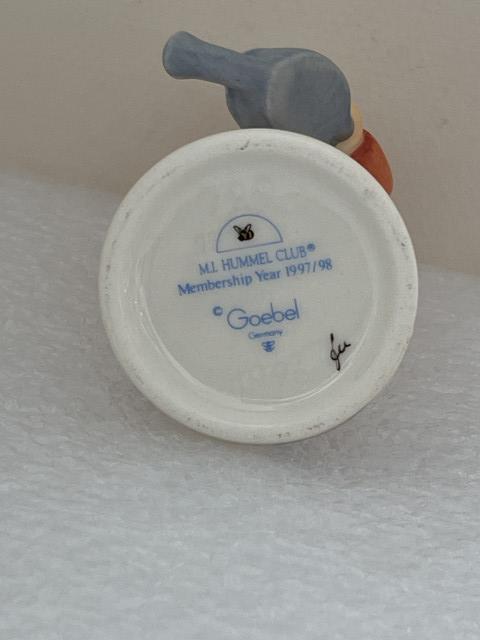 Hummel beeldje 729