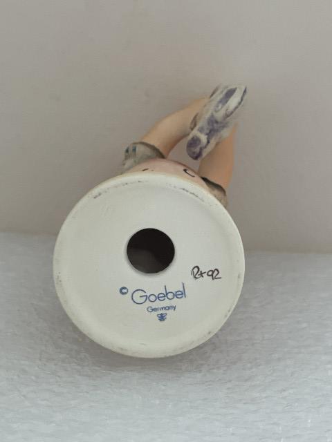 Hummel beeldje 52 4/0