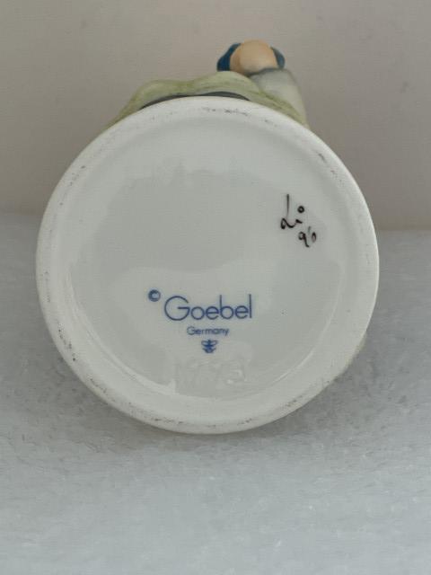 Hummel beeldje 761