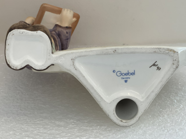 Hummel beeldje 460