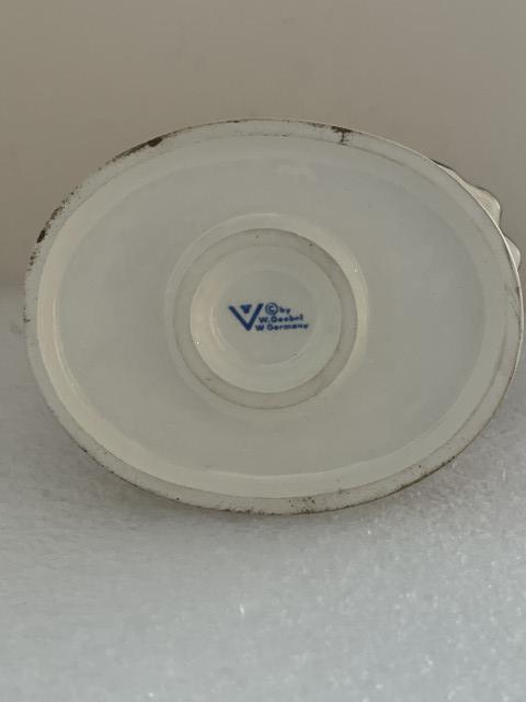 Hummel beeldje 319 - Doll bath