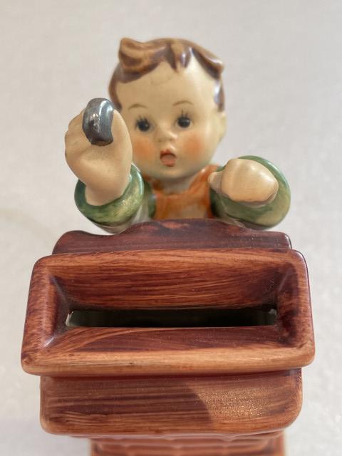 Hummel beeldje 118 - Little thrifty