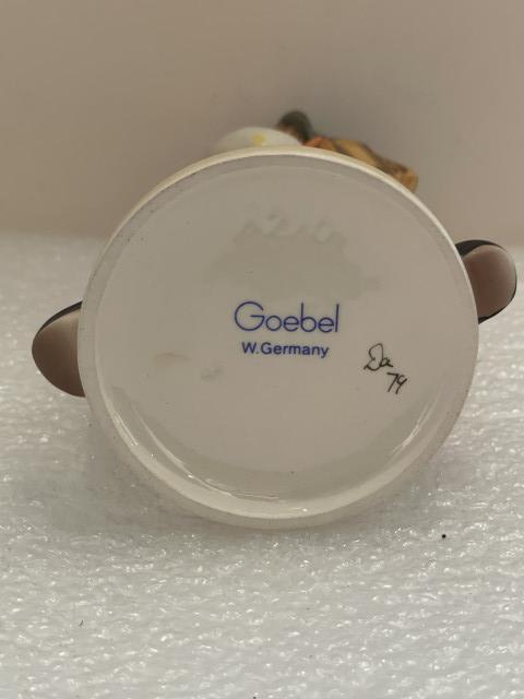 Hummel beeldje 82 0