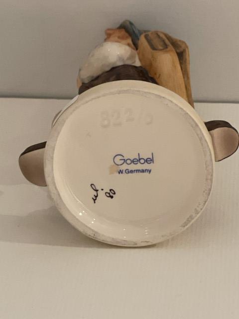 Hummel beeldje 82 2/0