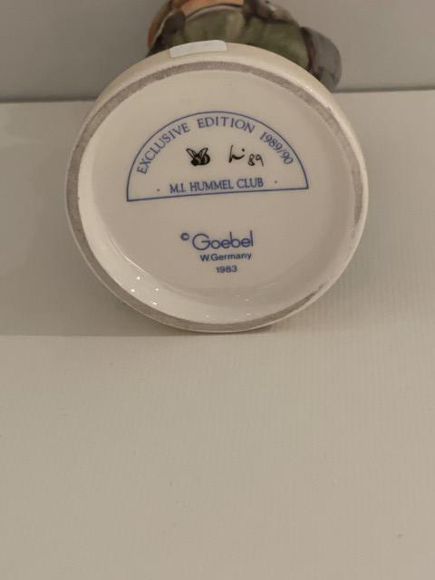 Hummel beeldje 429