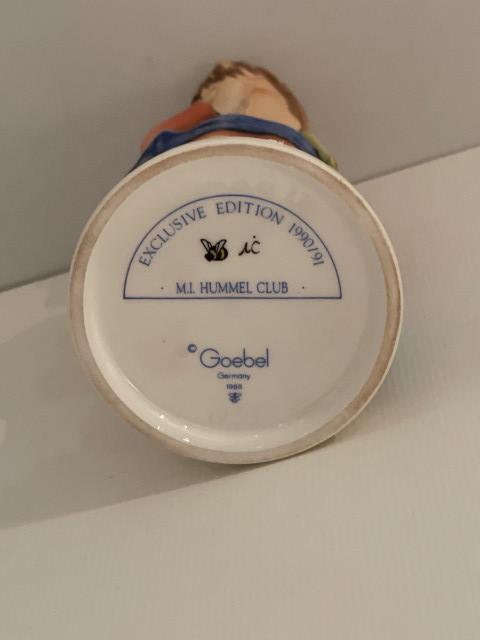 Hummel beeldje 486