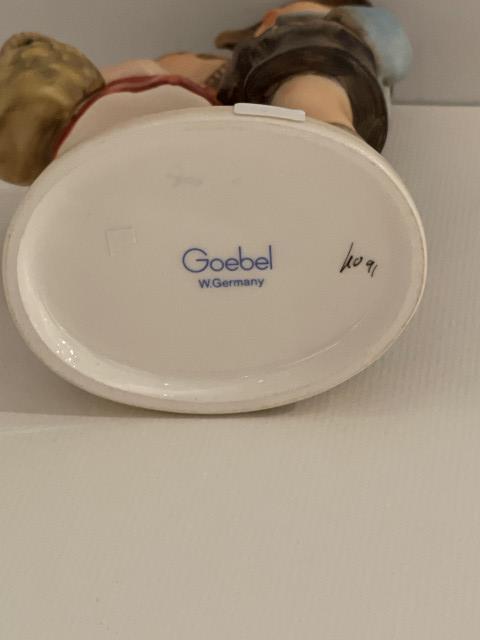 Hummel beeldje 94 I - Surprise