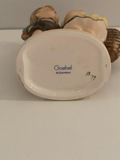 Hummel beeldje 49 3/0 - To market