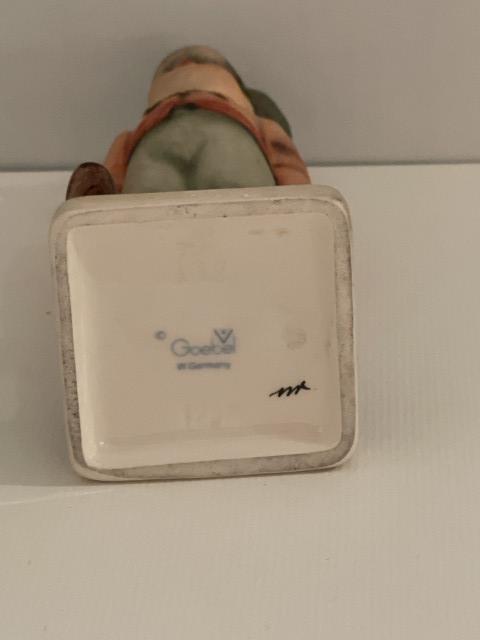 Hummel beeldje 332 - Soldier boy