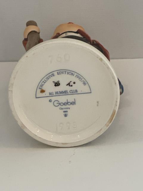 Hummel beeldje 760
