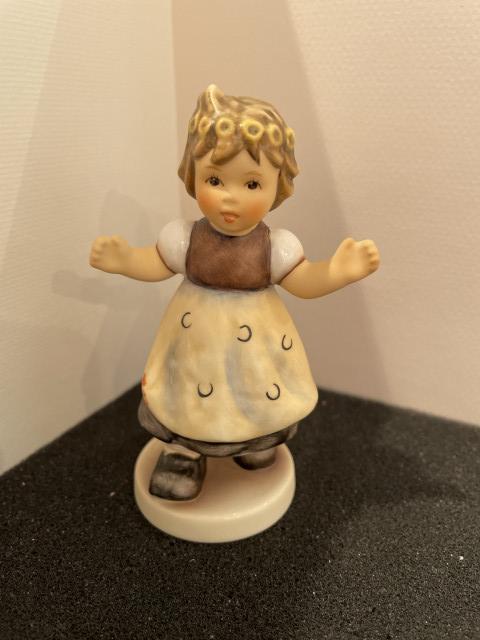 Hummel beeldje 912abcd - 2242-2245 - Spring Dance